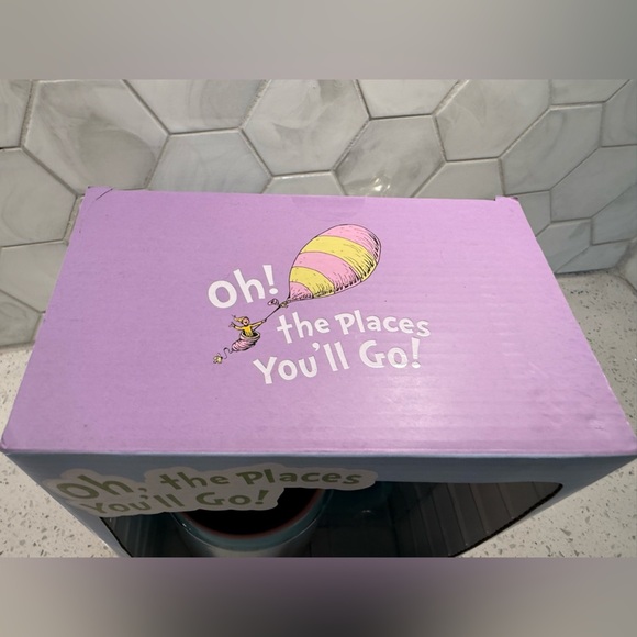 Dr.  Seuss Oh the Places You'll Go Mug, Socks & Key Chain Gift Set NEW IN BOX - Picture 6 of 9